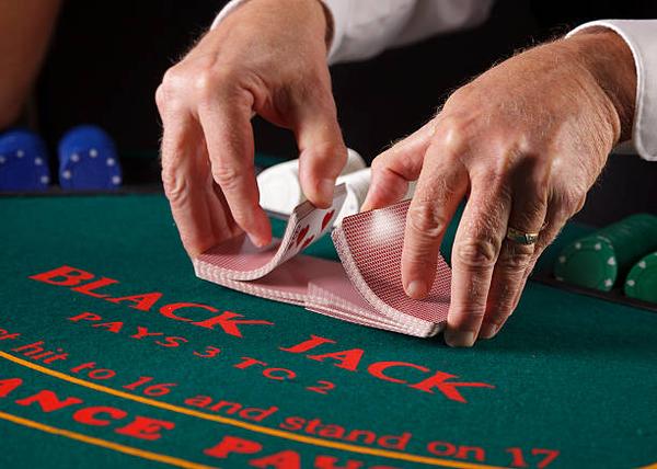 Online Casino UAE: The Essentials of Slot Volatility