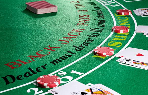 Discover Hold-and-Spin Features with ネットカジノ Slot Games