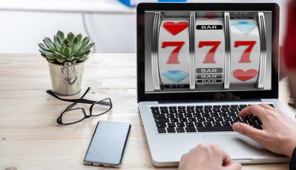 Discover Entertaining Poker Games through an online casino Singapore Platform for Players